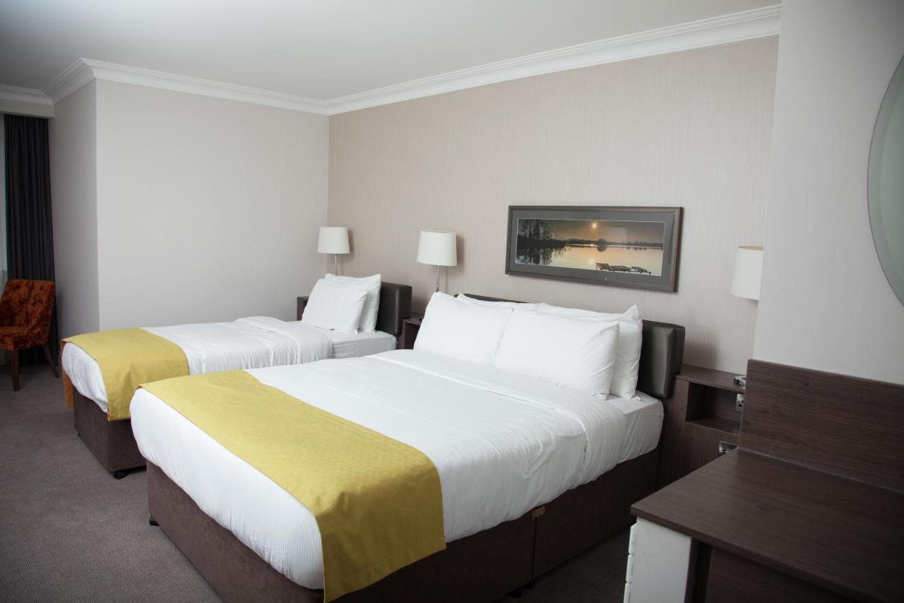 Hotel Kilmore Каван Екстер'єр фото